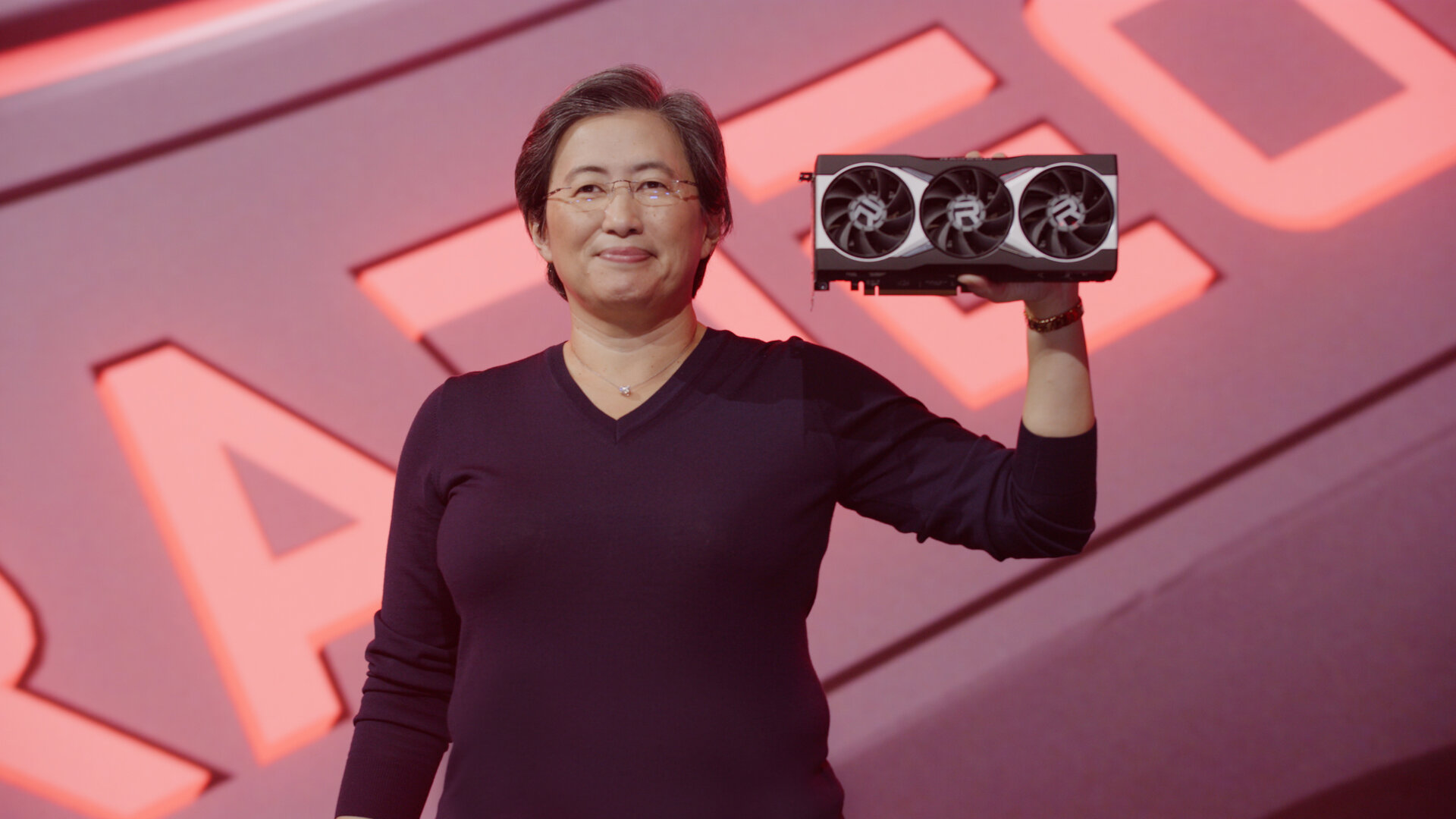 Dr. Lisa Su mit AMD Radeon RX 6000