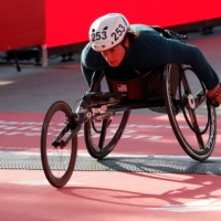 Die amerikanische Rollstuhlläuferin Tatyana McFadden, die beim Chicago-Marathon 2019 gesehen wurde, trainierte in Florida, um sich an die Hitze und Feuchtigkeit anzupassen, die sie bei den Paralympics in Tokio erwartet.  |  REUTERS