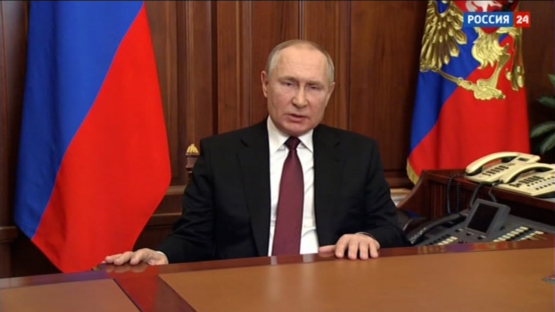 Das russische Staatsfernsehen sendet am 24. Februar eine Ansprache des russischen Präsidenten Wladimir Putin.