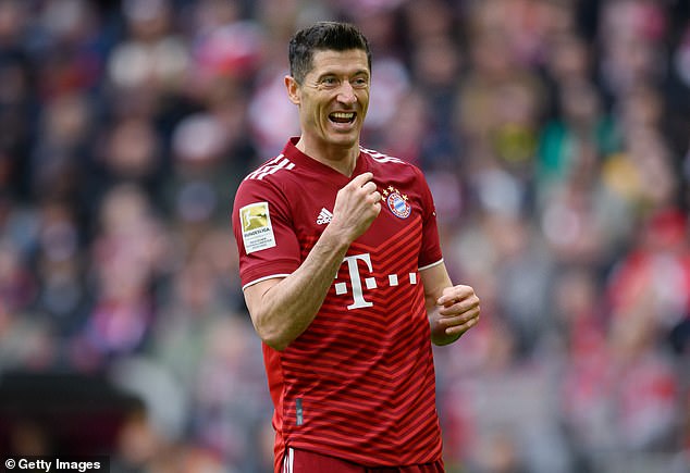 Die Bayern bestehen darauf, dass Robert Lewandowski diesen Sommer nicht gehen wird, sondern erwägen Ersatz