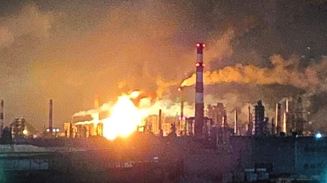 Putin is smoking one of the largest factories - Russian videos Rage |Kölner Stadt-Anyzeige