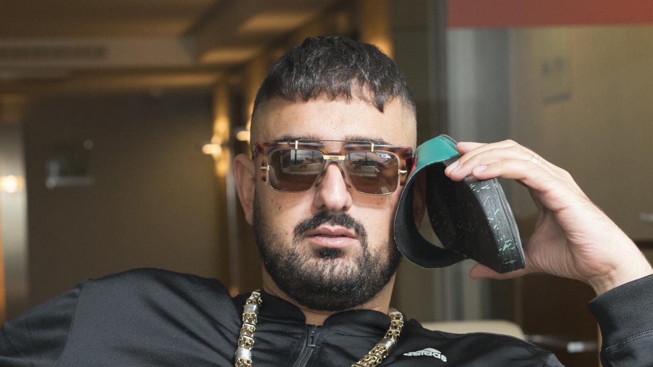 HESSE: Offenbach students want arrest warrant in class |