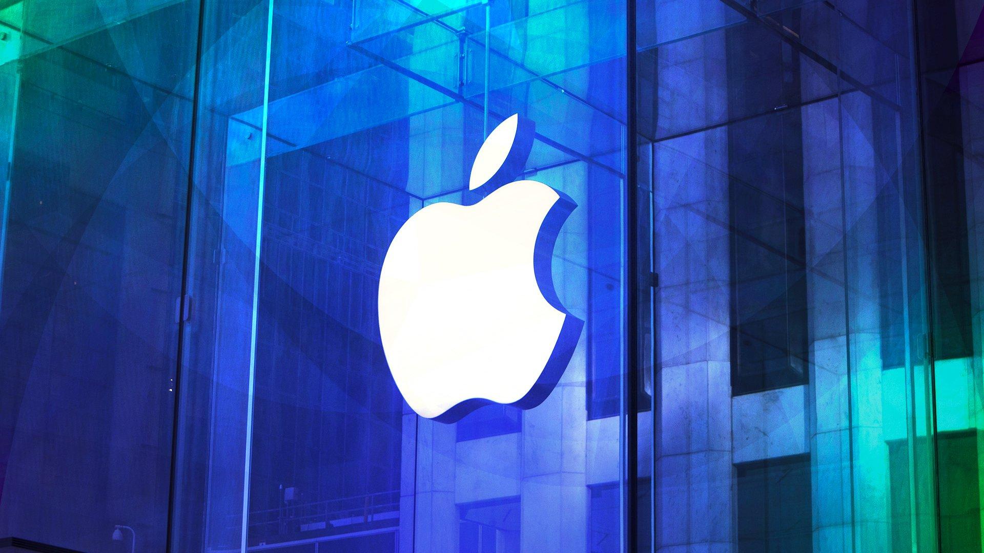 OS Charm: Apple makes a new operating system