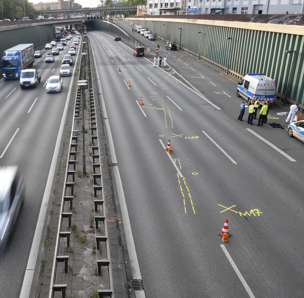 Unfälle auf Berliner Stadtautobahn - Ermittlungen