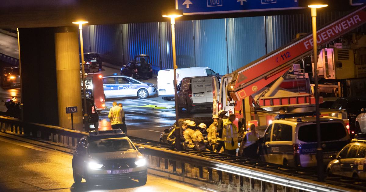 Berlin: Unfälle auf Autobahn A100