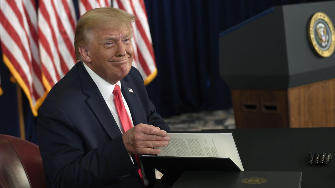 USA: Alleingang von Präsident Donald Trump beim Corona-Paket - Politik