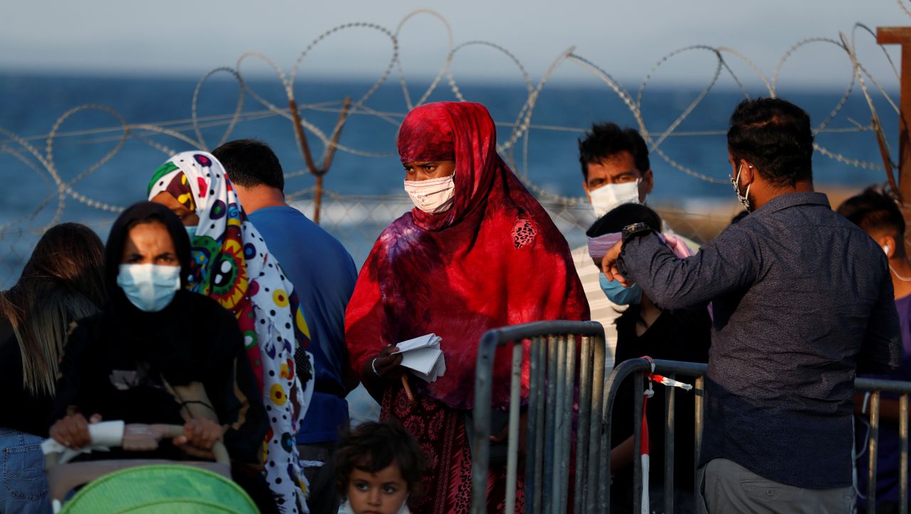 Flüchtlinge: Humanitäre Organisationen fordern Strafverfahren gegen Griechenland