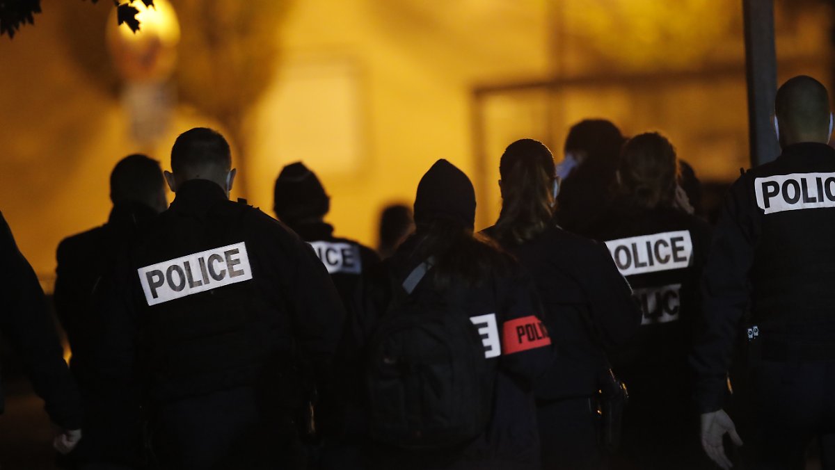 Nach dem Anschlag in Paris: Die Polizei hat die Angehörigen des Angreifers in Gewahrsam genommen