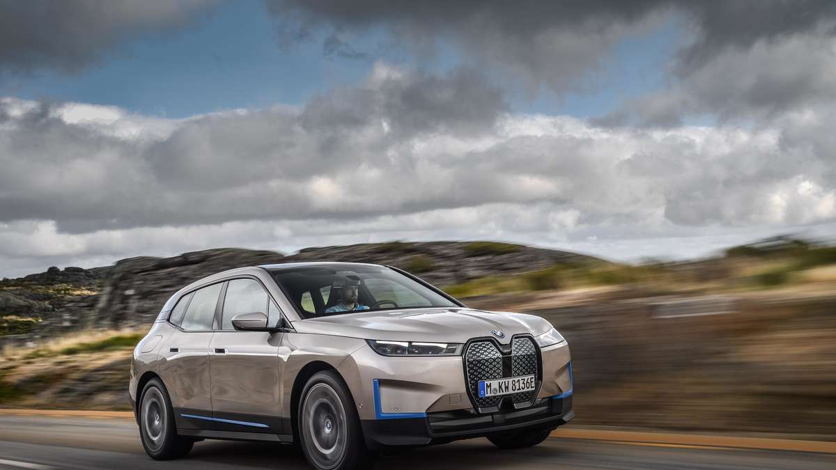 BMW mit neuem 'Technologie-Flaggschiff' - dieser Bulle soll Tesla erschrecken