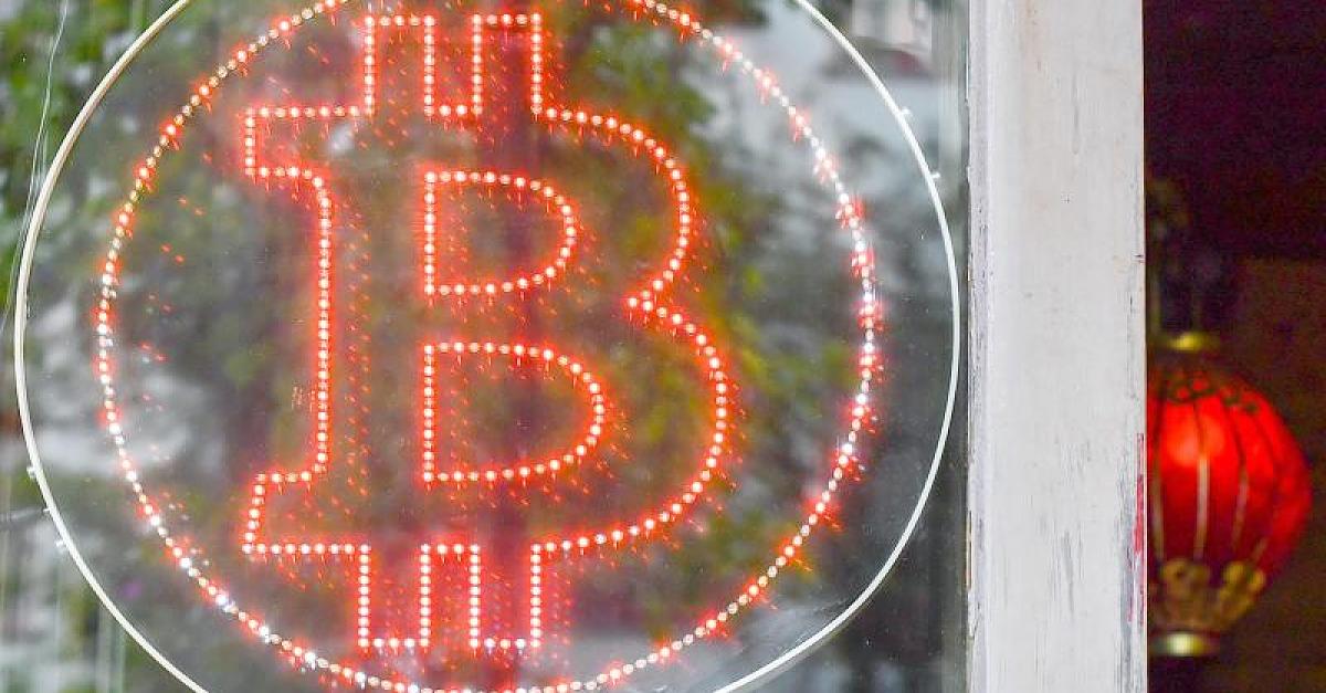 Bitcoin: Experte sieht Preis bei 300.000 US-Dollar - was hinter der Prognose steht