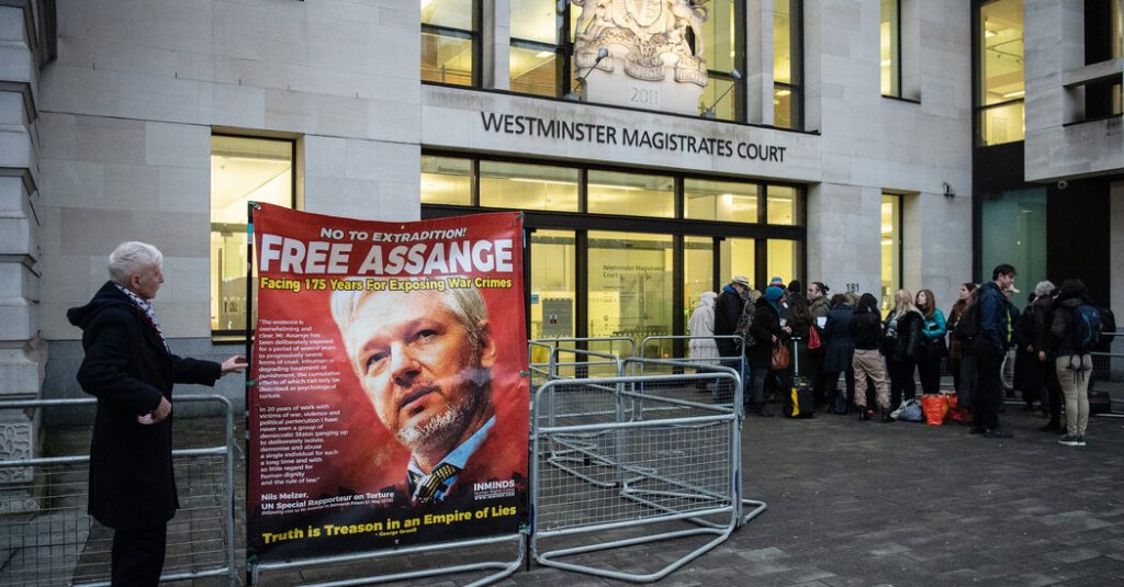 Julian Assange steht vor einer Auslieferungsentscheidung an die Vereinigten Staaten