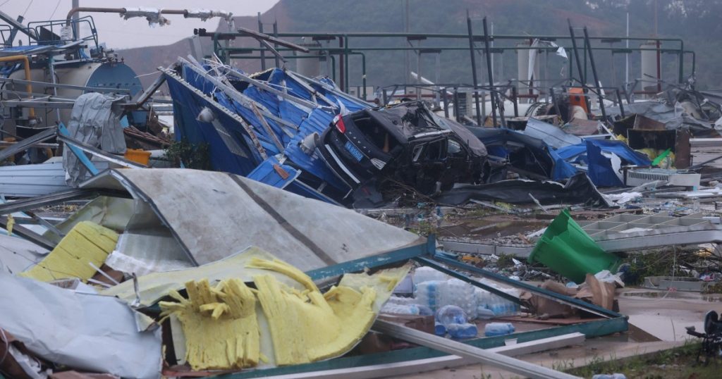 Mindestens 12 Tote als Tornados durchqueren zwei chinesische Provinzen