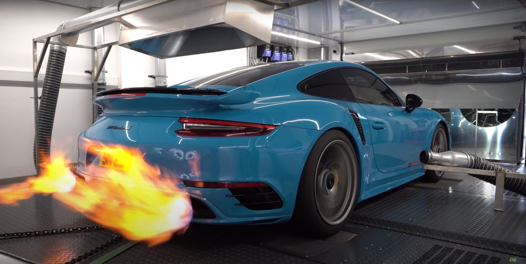 Der 1.355-PS-Test des Porsche 911 Turbo S Sleeper auf dem Prüfstand ist der Traum eines Brandstifters