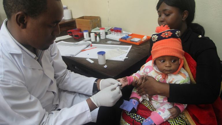 Laut der Weltgesundheitsorganisation (WHO) waren 2019 67 % der malariabedingten Todesfälle auf Kinder zurückzuführen. Datei pic