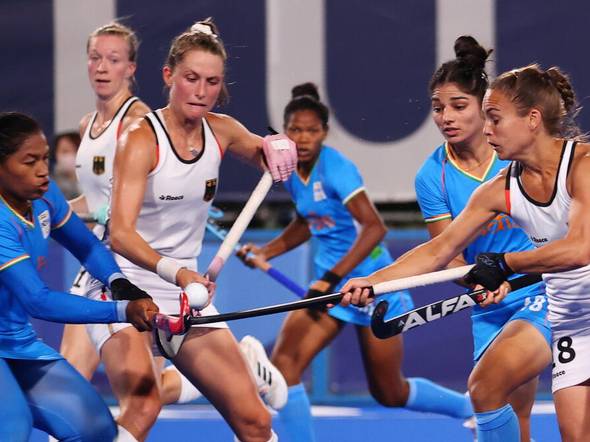 Frauen-Eishockey Olympia-Highlights in Tokio: Deutschland besiegt Indien 2:0 2