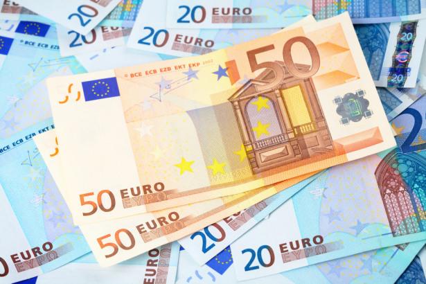 EUR / USD-Tagesprognose - Euro fällt, nachdem der deutsche Industrieproduktionsbericht die Schätzungen verfehlt hat