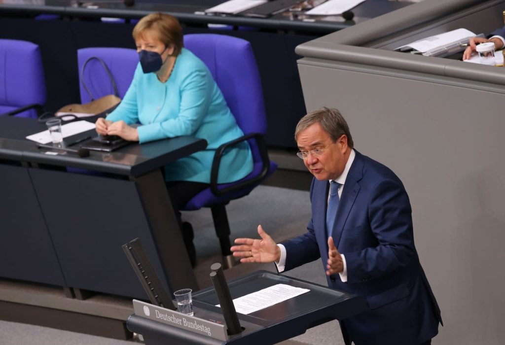 Deutsche Politiker sind mit Skandale um giftige Plagiate konfrontiert