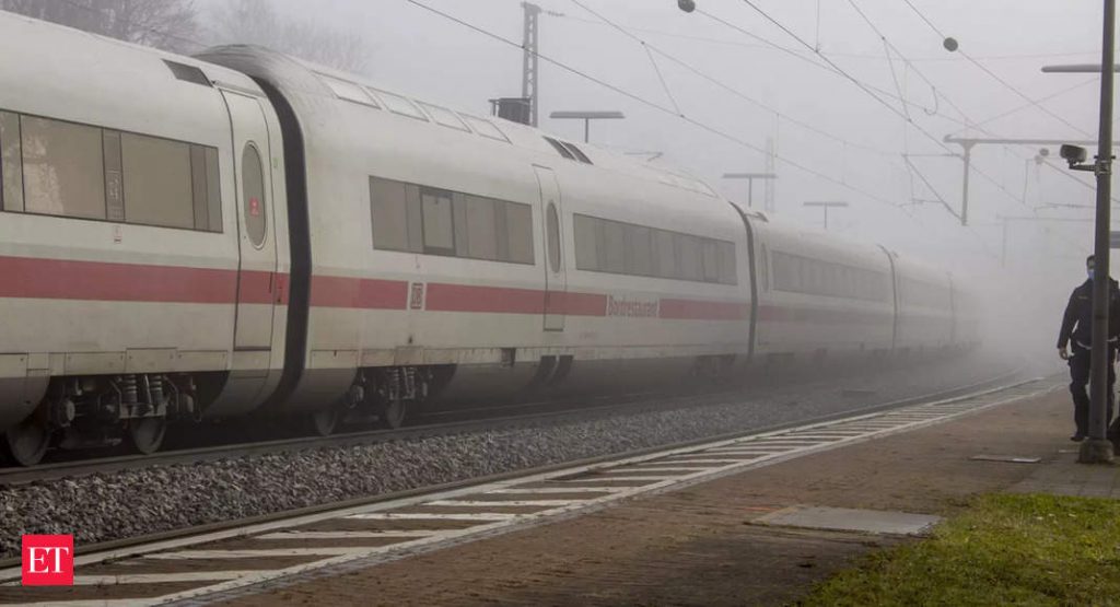Deutsche Polizei: Zug-Angreifer sticht Passagiere "zufällig" nieder