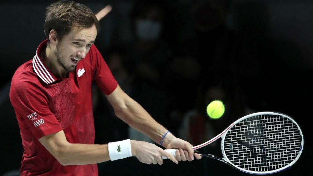 Daniil Medvedev besiegelt Russlands Sieg über Deutschland im Davis-Cup-Halbfinale