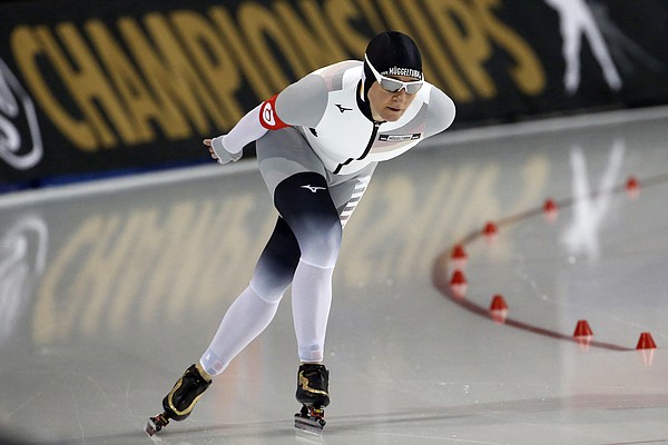 Pechstein läuft bei den 8. Olympischen Spielen Schlittschuh