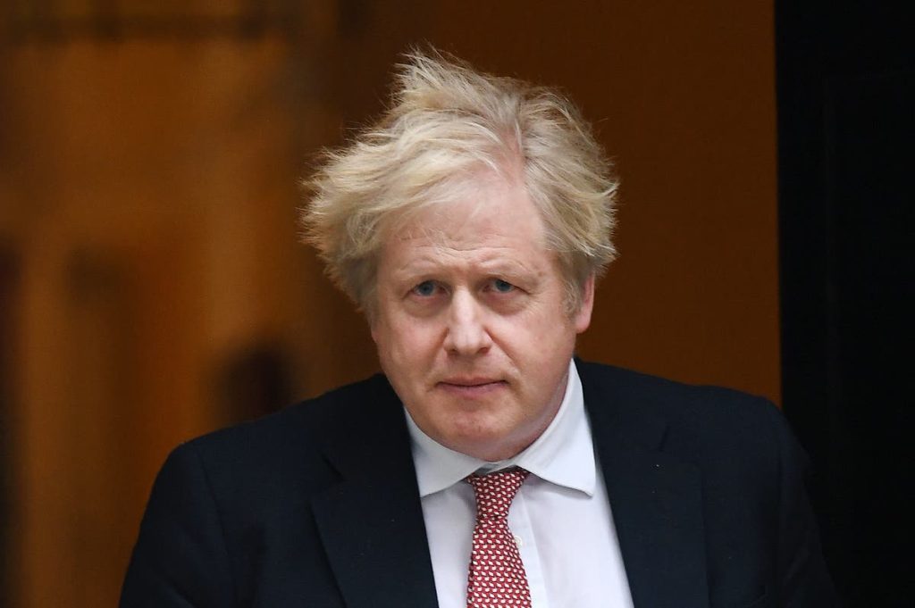 Boris Johnson sagt, Briten sollten „von Deutschland lernen und nicht arbeiten“, wenn sie krank sind