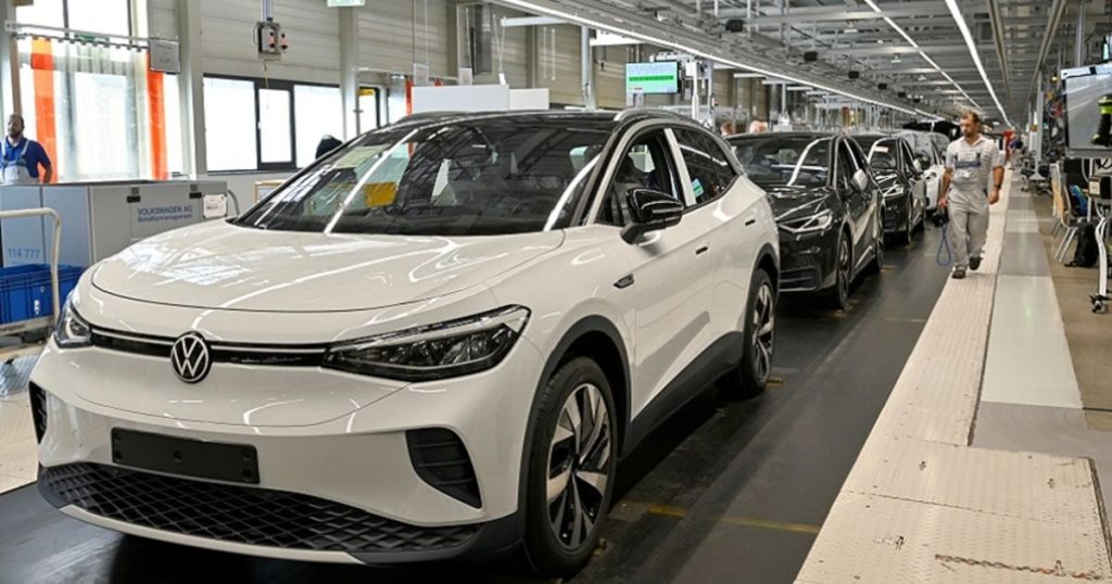 Deutsche Autohersteller warnen vor weiteren Auswirkungen der Ukraine-Krise auf die Produktion