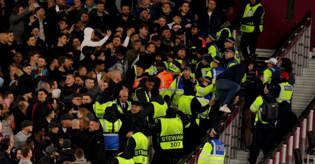 Deutsche Kommentatoren werden nach einem Tor von West Ham-Fans „angegriffen“.