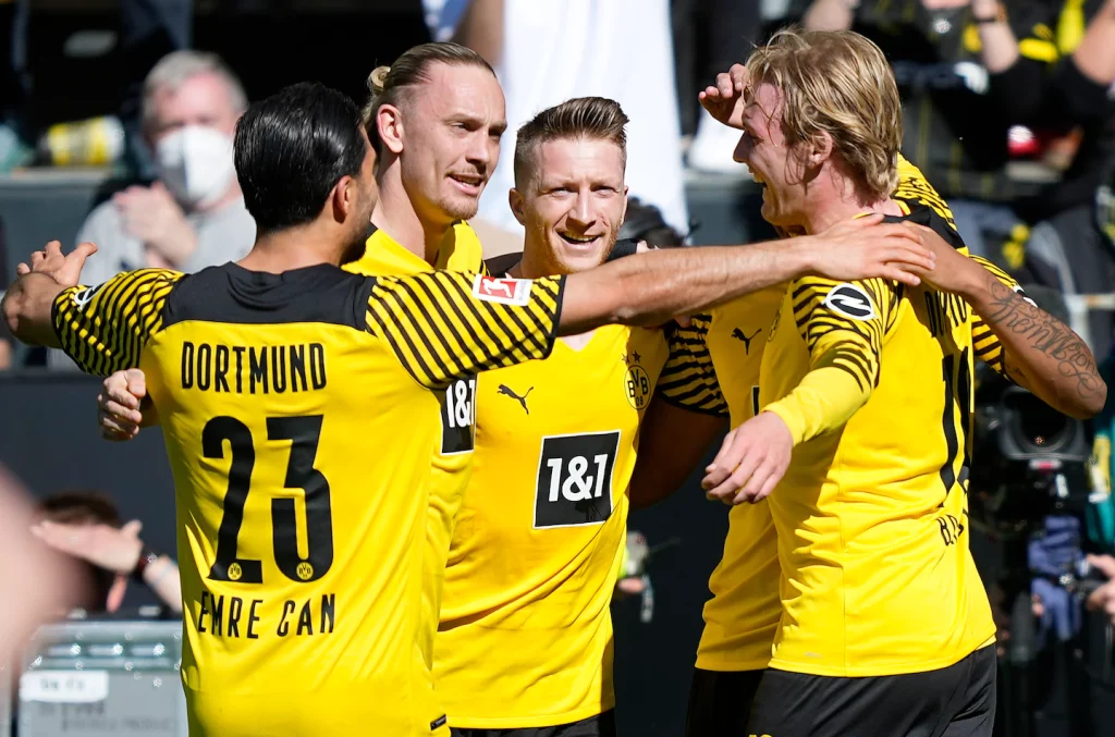 Haaland trifft 2, als Dortmund Wolfsburg mit 6: 1 besiegt