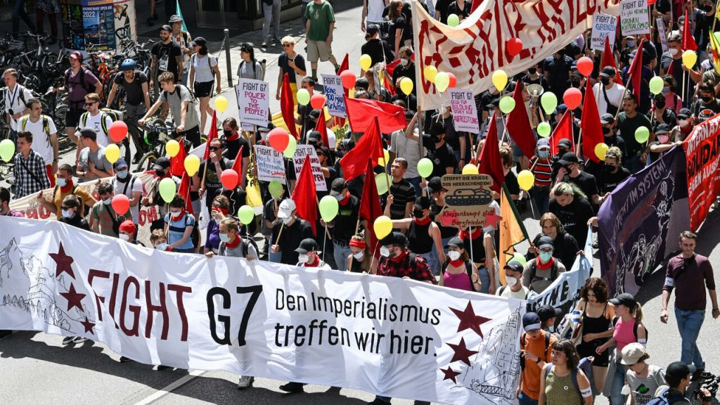 Protest in Deutschland fordert G7 auf, mehr für den Planeten zu tun
