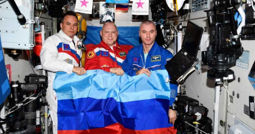 Kosmonauten verbreiten auf der Raumstation antiukrainische Propaganda