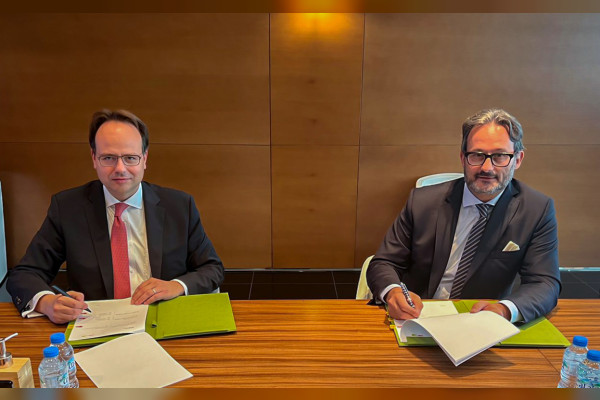 Emirate-Nachrichtenagentur - Al Dahra Holding und deutsches CLAAS unterzeichnen Absichtserklärung zur Zusammenarbeit in der Landwirtschaft