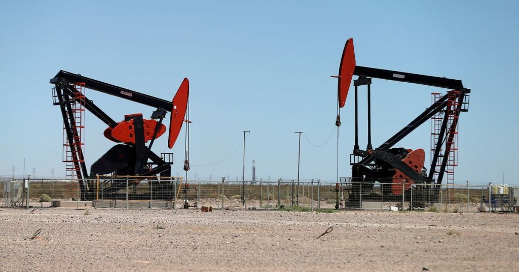 Öl stürzt aufgrund von Ängsten vor einer Konjunkturabschwächung und einem stärkeren Dollar ab