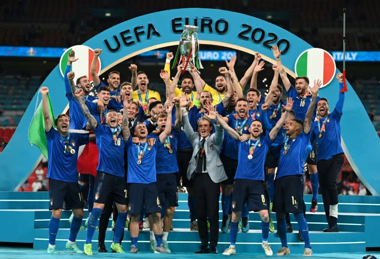 Italien trifft in der Qualifikation zur Euro 2024 auf England